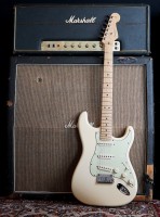SOLD! Fender Stratocaster American Standard Strat 2005 MINT CONDITION (Kommission)(differenzb
