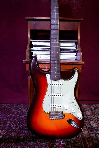 Fender Masterbuilt Stratocaster 62 JRN Dennis Galuszka