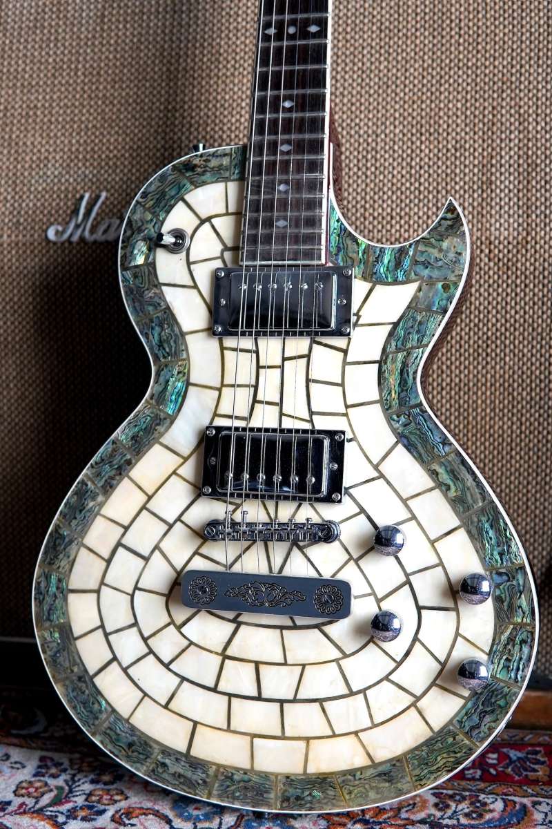 【希少】Alden ZEMATIS 風 エレキギター Alden 25th Jubiläum Gitarre (Zemaitis Replica) (Kommission