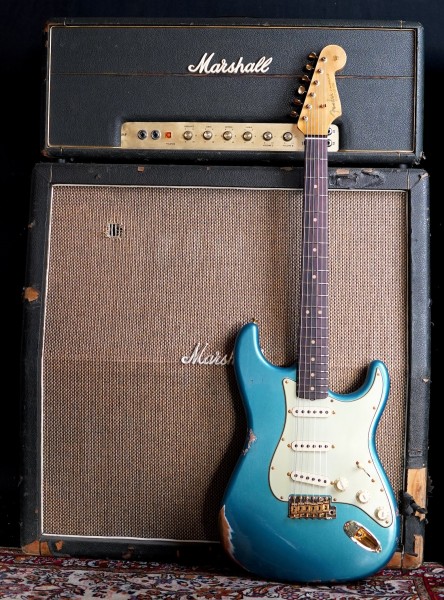 Fender Custom Shop 63 Relic Stratocaster Ocean Turquoise w/Gold Hardware RW